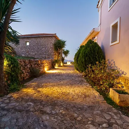 Apartment Vigla Volimes