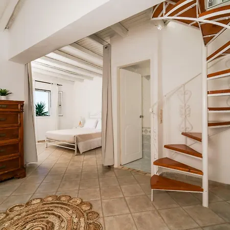 Vigla Apartment Volímai